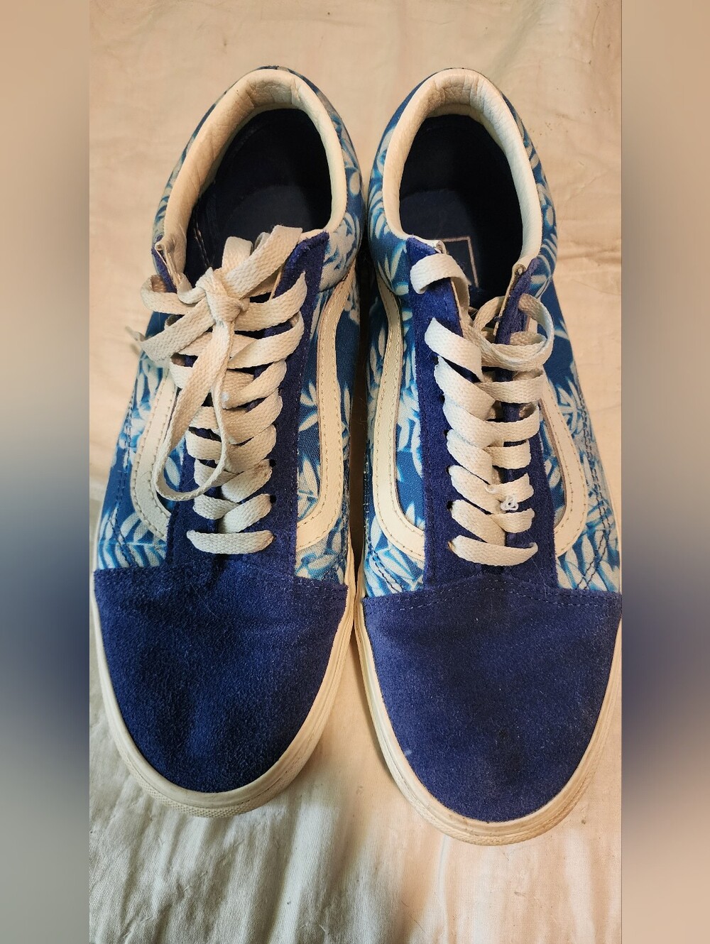 Blue Leaf Print Vans Womens 11